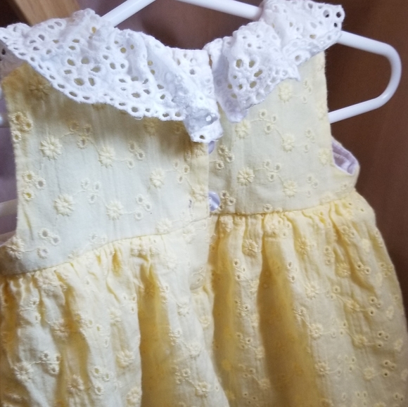 Bonnie Baby Girls Yellow White Embroidered Eyelet Party Dress With Bloomers - Picture 5 of 6